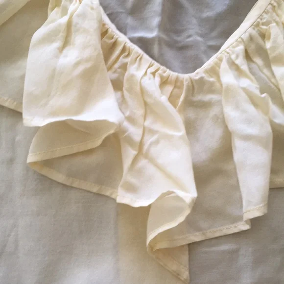 Mille Resort & Travel butter yellow semi sheer ruffle blouse M - Picture 4 of 10